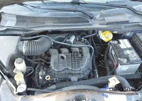 2015 Chrysler Town & Country Touring from USA, damaged, VIN 2C4RC1BG8FR619829